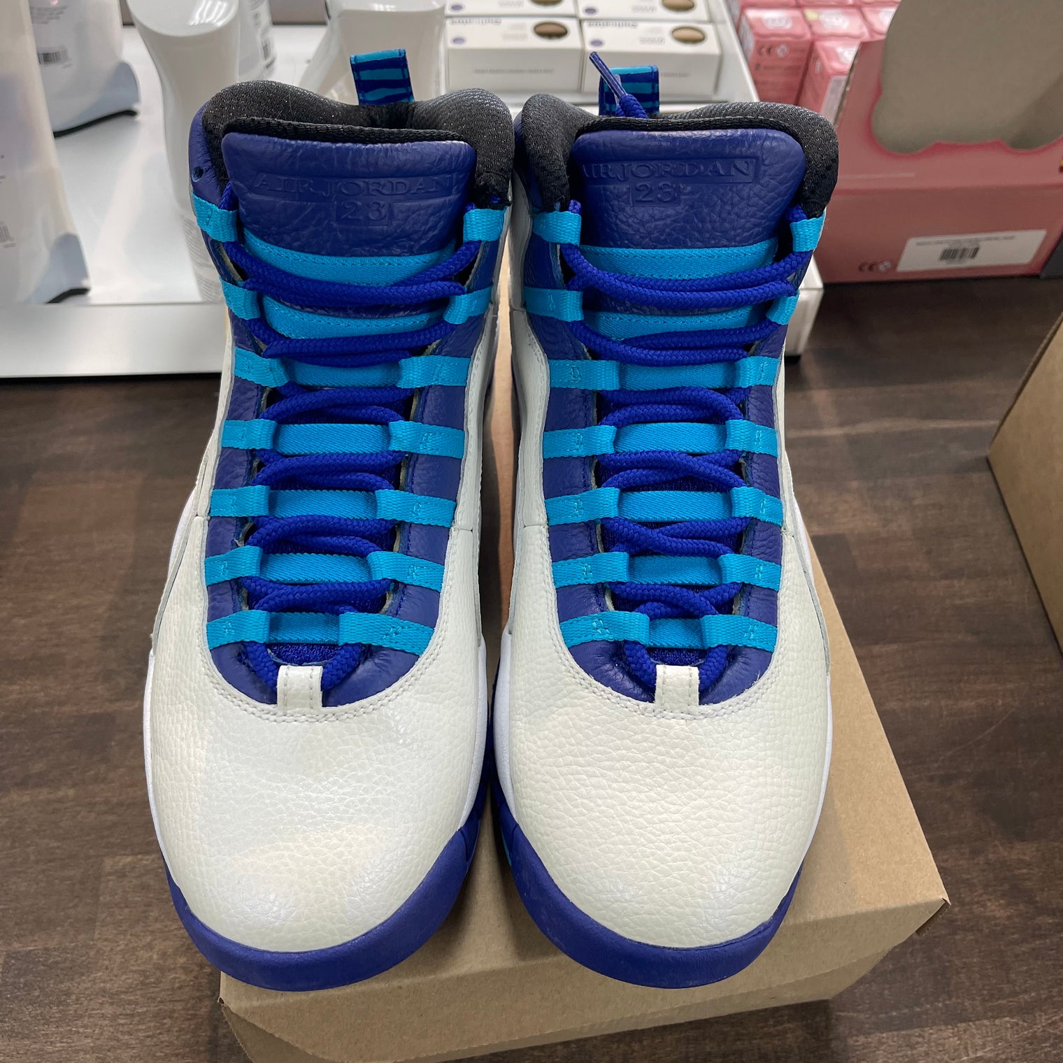 Charlotte Jordan 10 Retro (2016) (USED, No Box)
