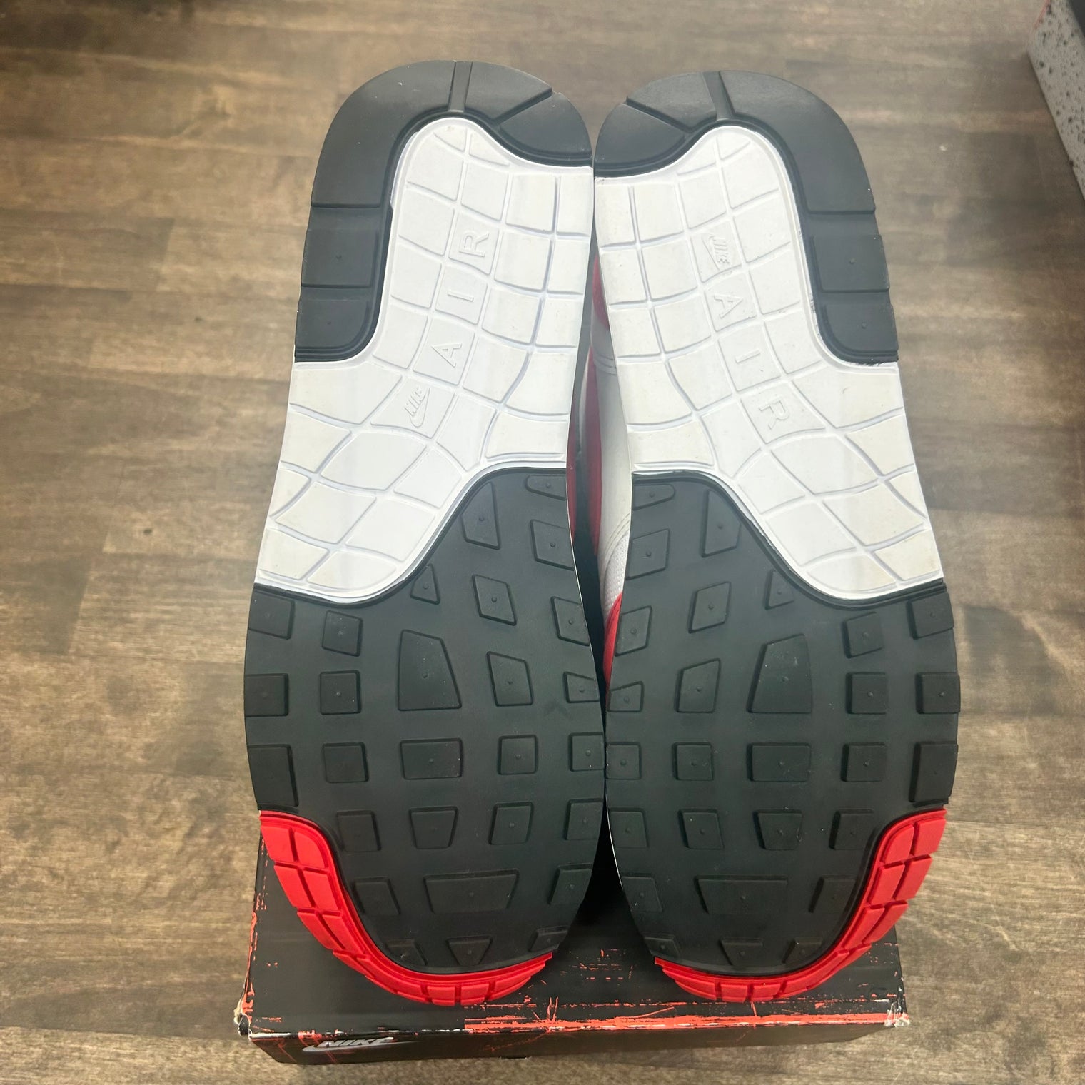 Big Bubble Air Max 1 OG (USED)