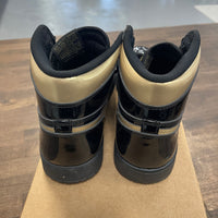 Black Metallic Jordan 1 High (USED, No Box)