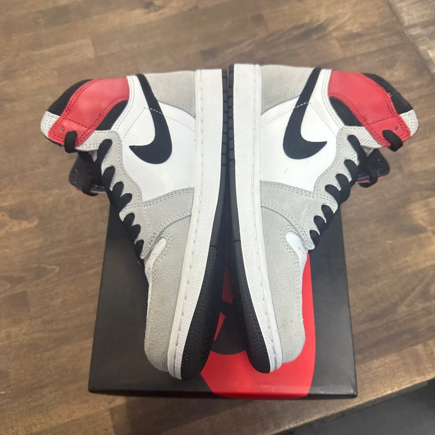 Light Smoke Grey Jordan 1 High (USED)