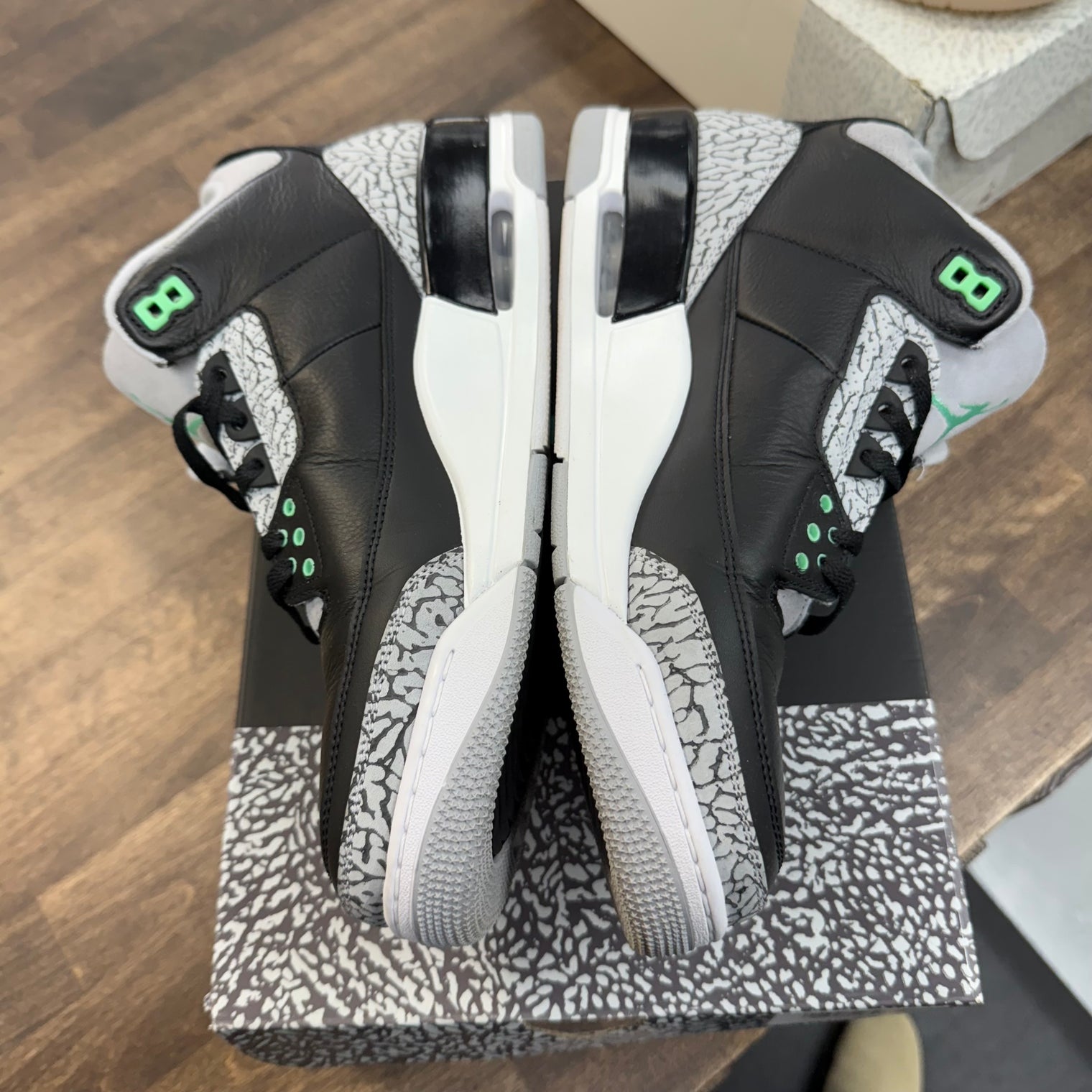 Green Glow Jordan 3 (USED)