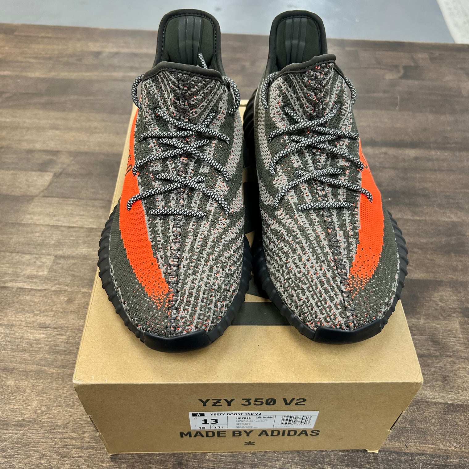 Carbon Beluga Yeezy 350 (USED)