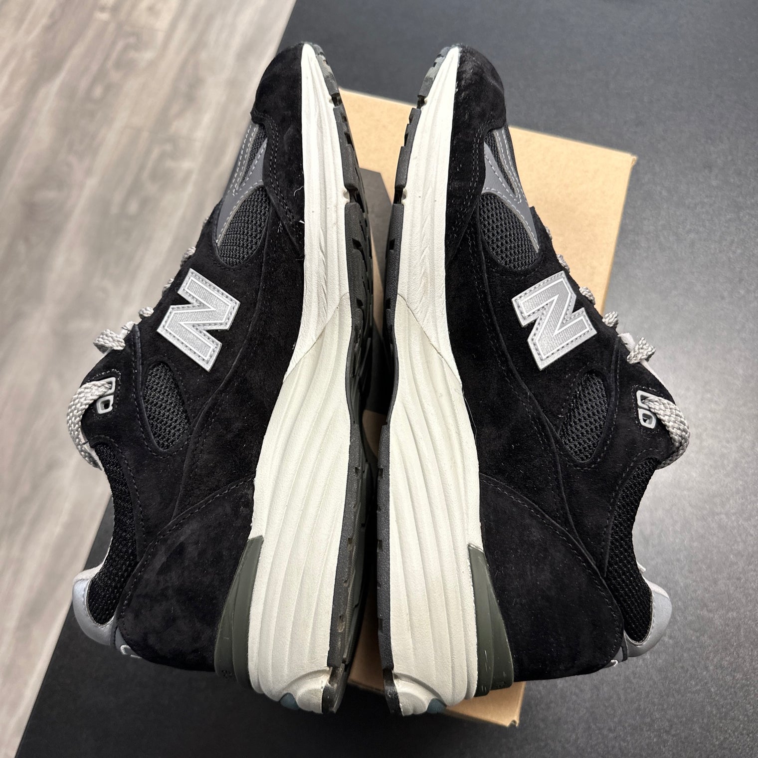 New Balance 991v2 Black Grey (Lightly Worn)