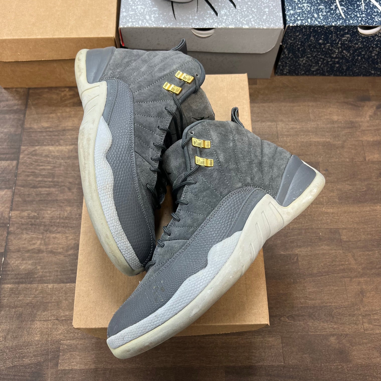 Wolf Grey Jordan 12 (USED, No Box)