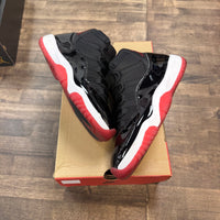 Bred Jordan 11 Retro (USED)