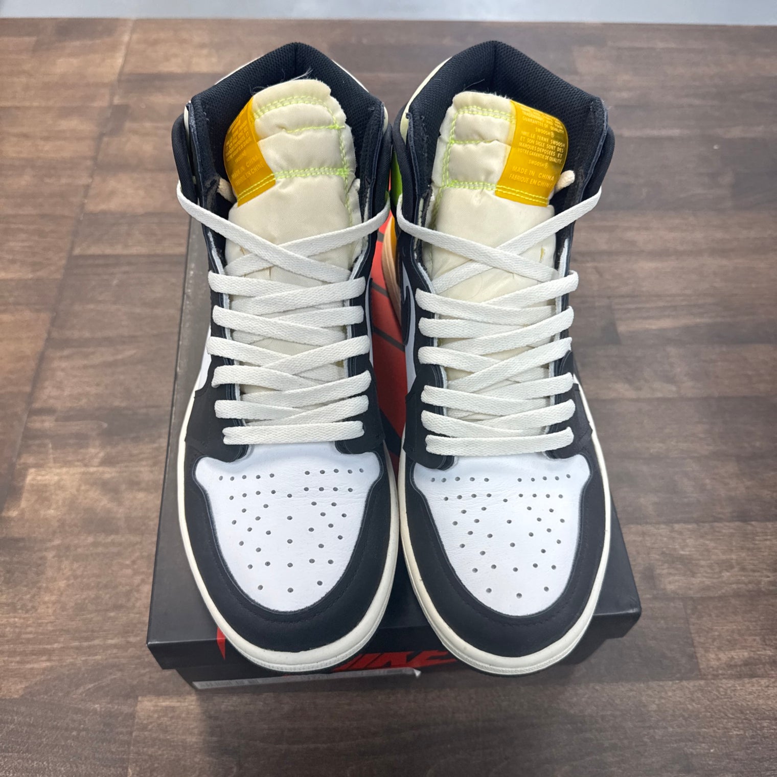 Volt Jordan 1 High (USED)