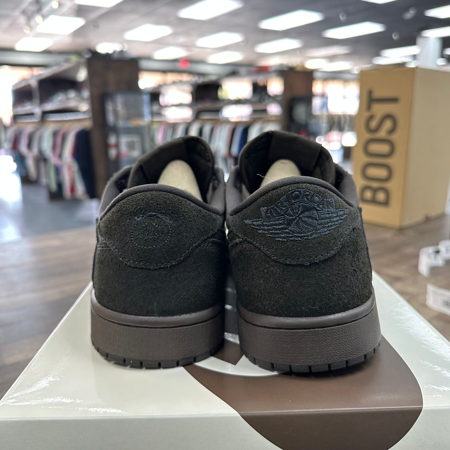 Travis Scott Velvet Brown Jordan 1 Low OG SP (USED)