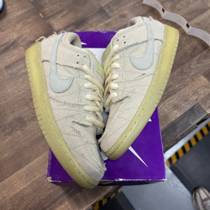Nike Mummy Nike SB Dunk Low (USED) Size 9 (Pre-Owned) - Image 1