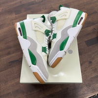Pine Green SB Jordan 4 Retro (USED)