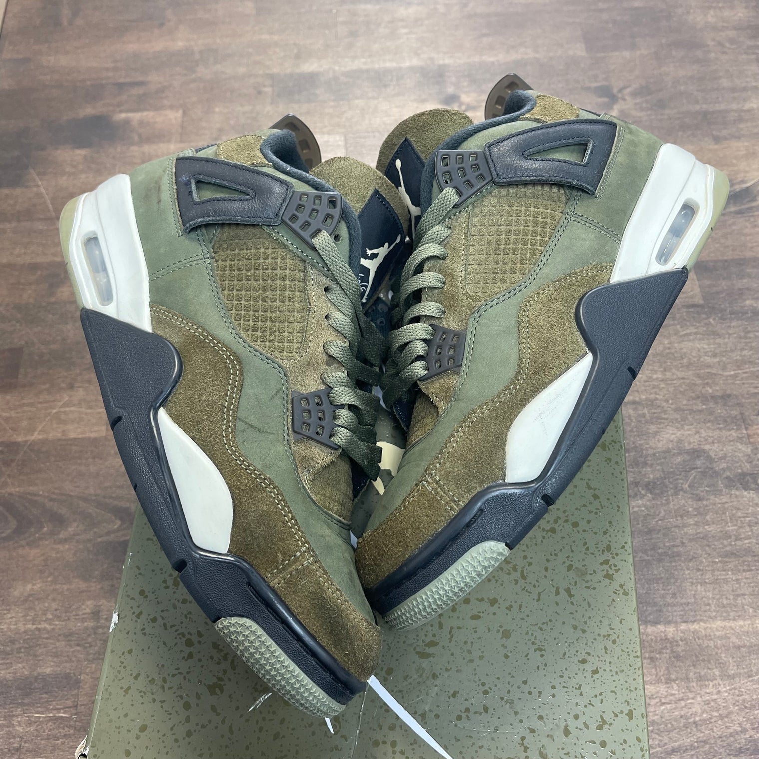 Craft Olive Jordan 4 (USED,No Insole)