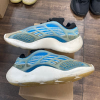 Arzareth Yeezy 700 V3 (USED, No Box)