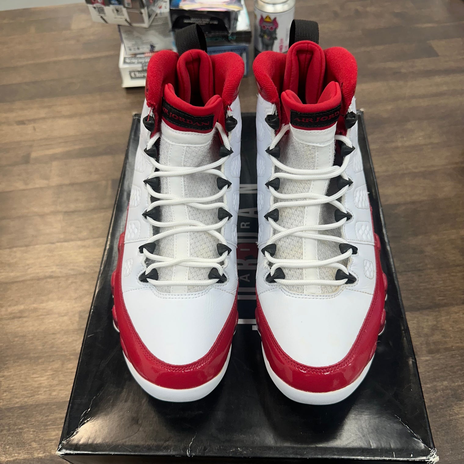 Gym Red Jordan 9 (USED)