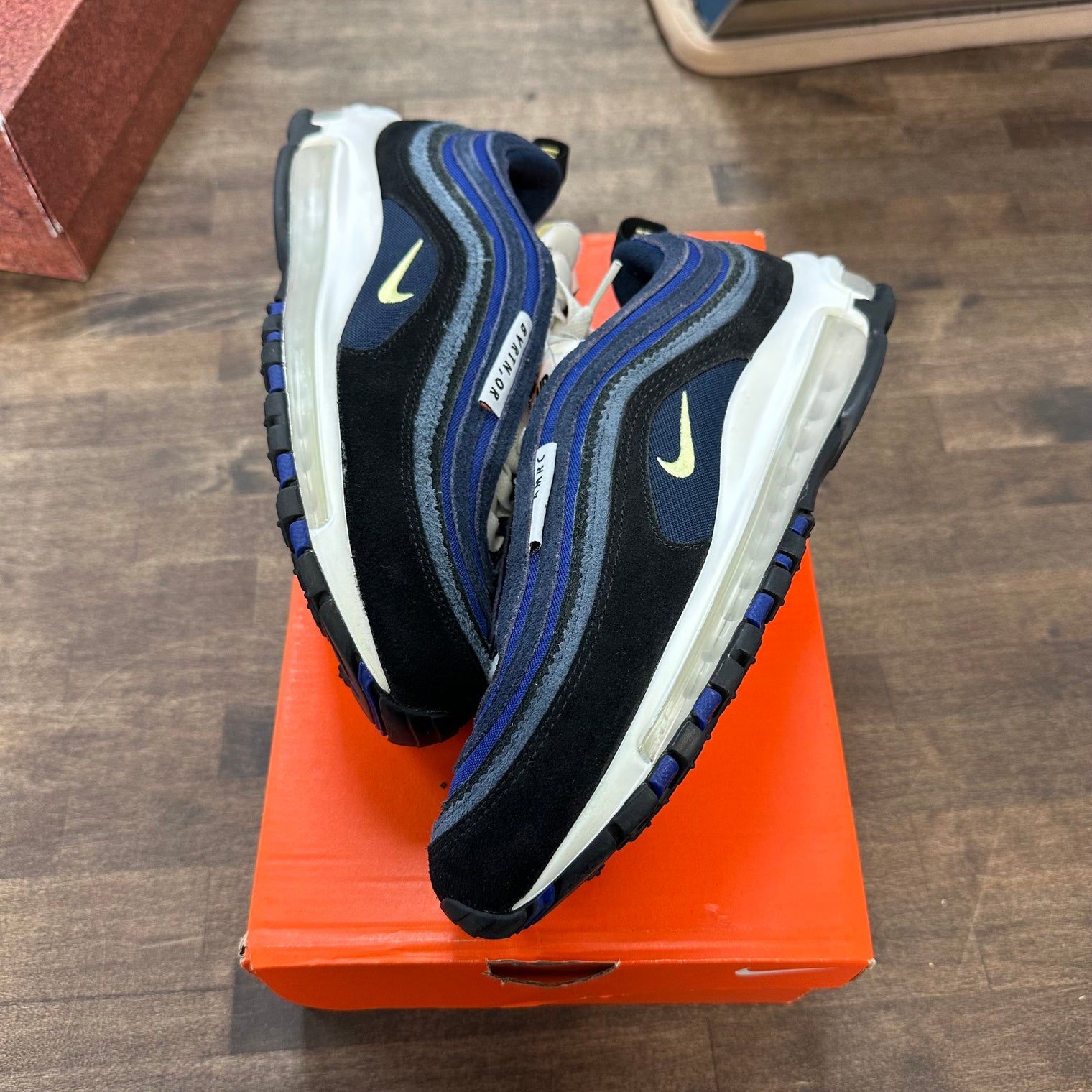Running Club Black Royal Air Max 97 SE (USED, Replacement Box)