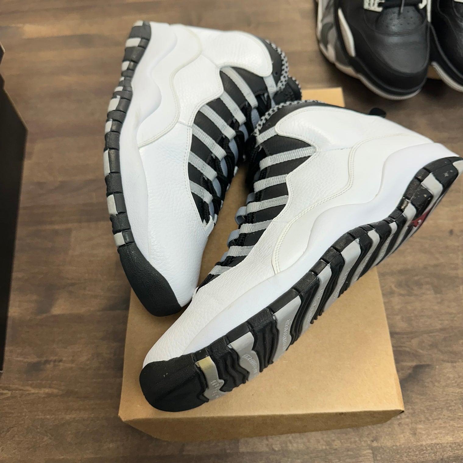 Stealth Jordan 10 Retro OG (USED, No Box)
