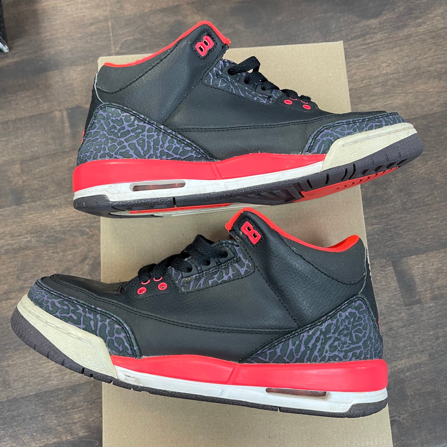 (GS) Crimson Jordan 3 (USED,NO BOX)