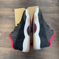 Bred Jordan 11 IE (USED)