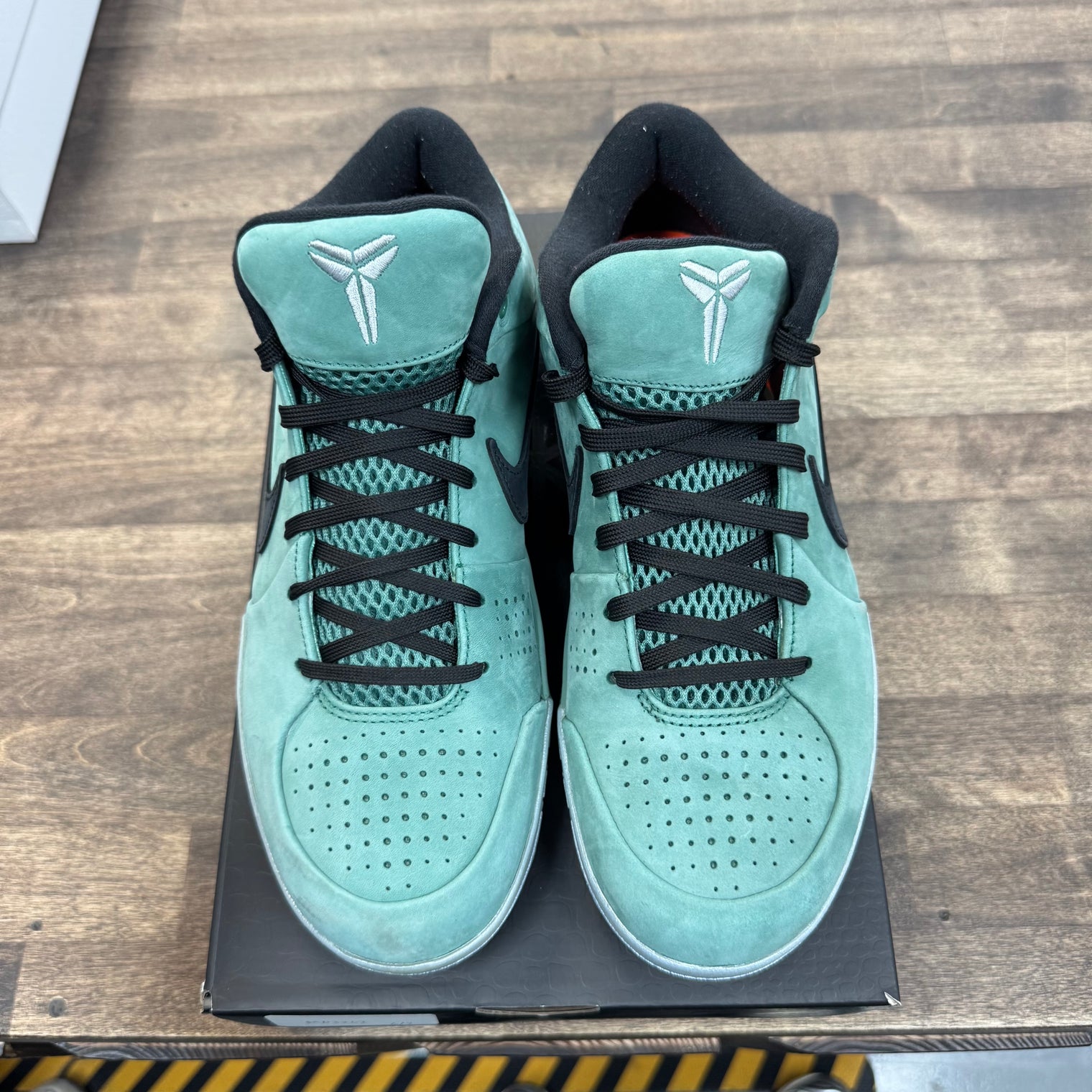 Girl Dad Kobe 4 Protro (USED)