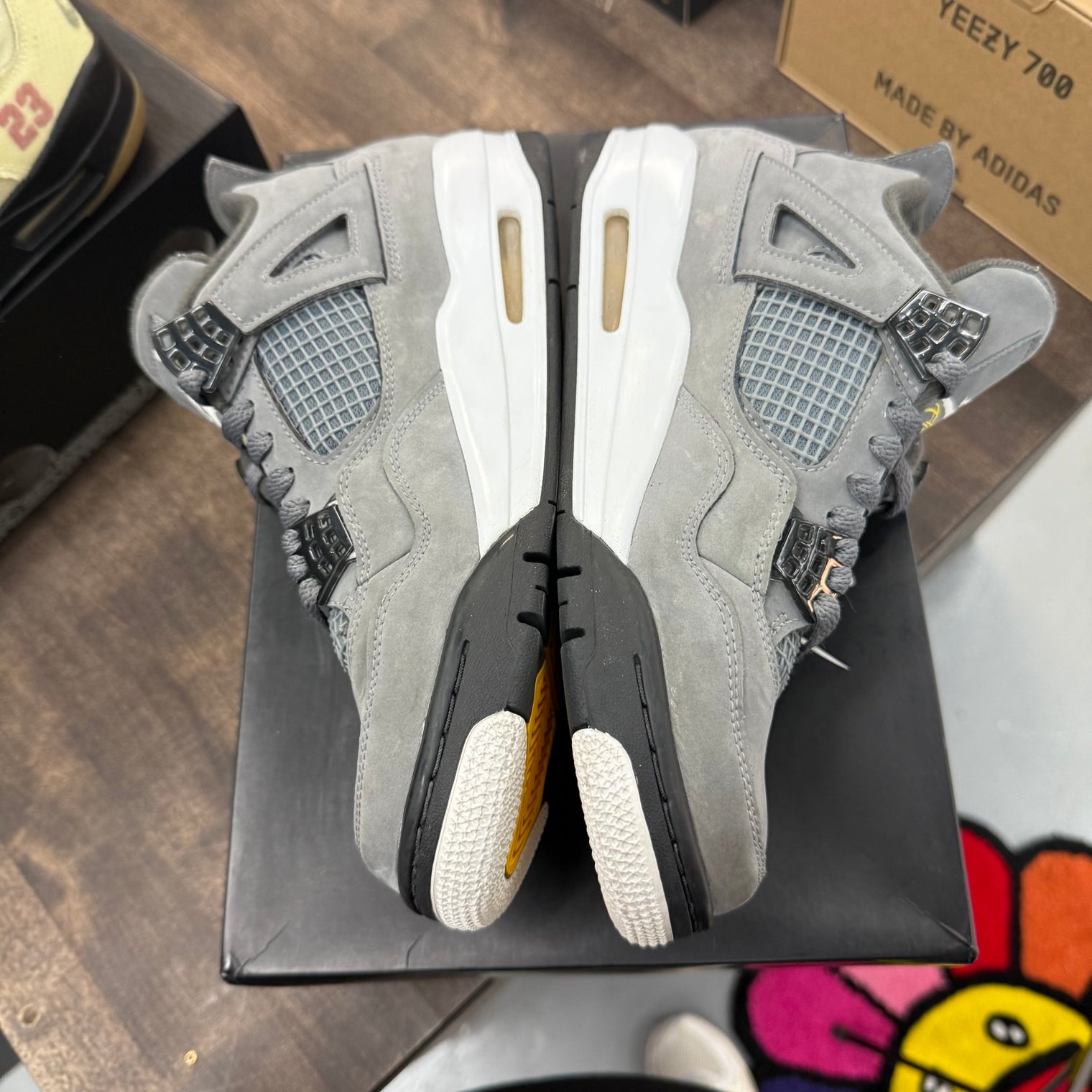 Cool Grey Jordan 4 Retro (USED)