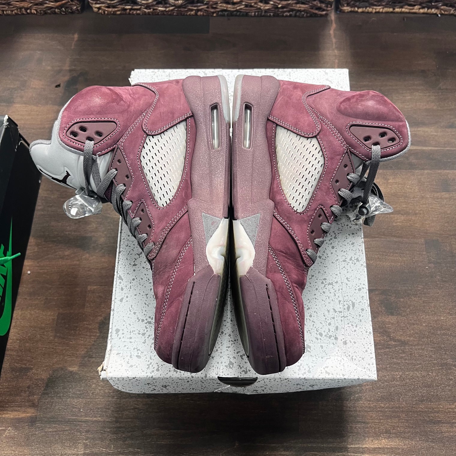 Burgundy Jordan 5 (USED)