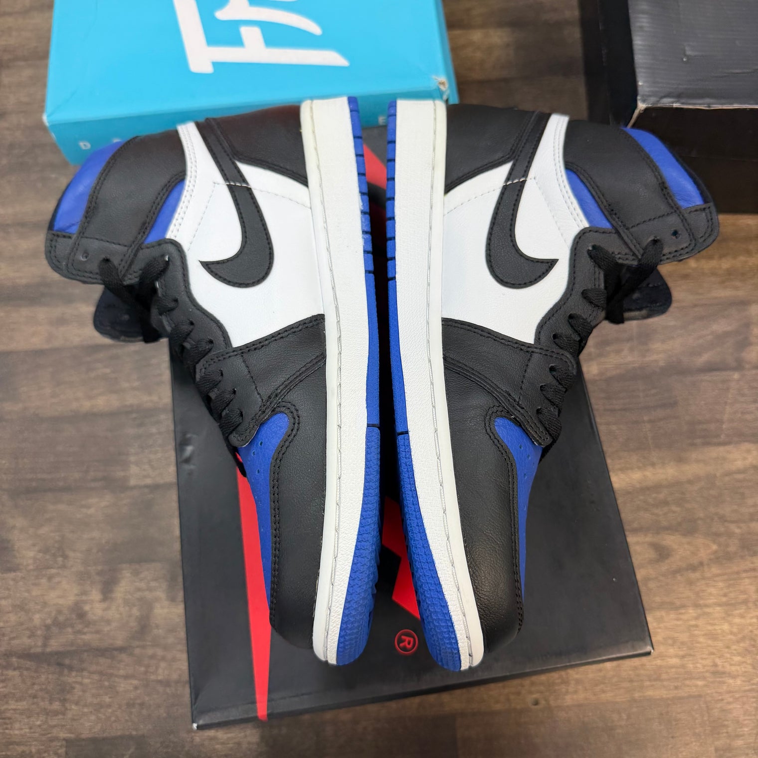 Royal Toe Jordan 1 High (USED)