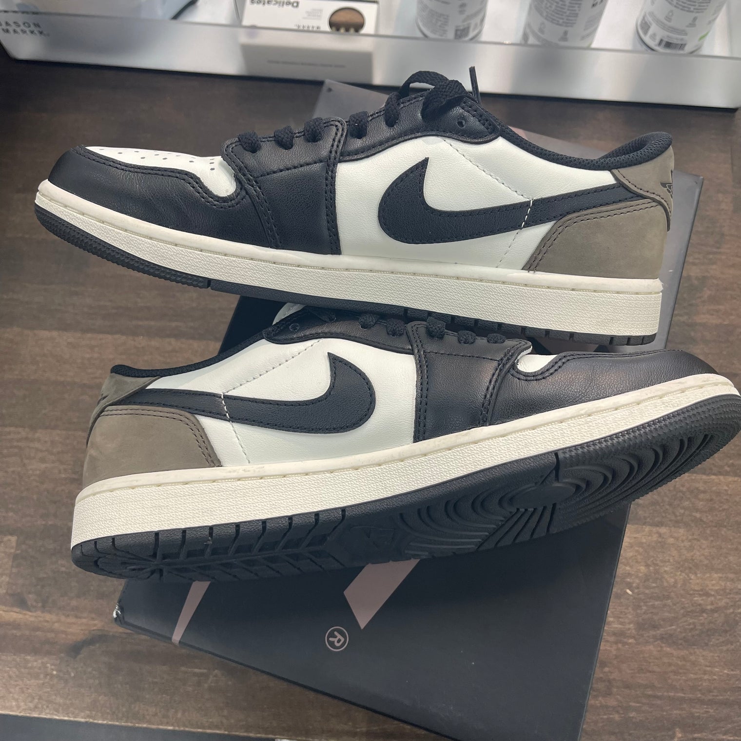 Mocha Jordan 1 Low OG (USED)