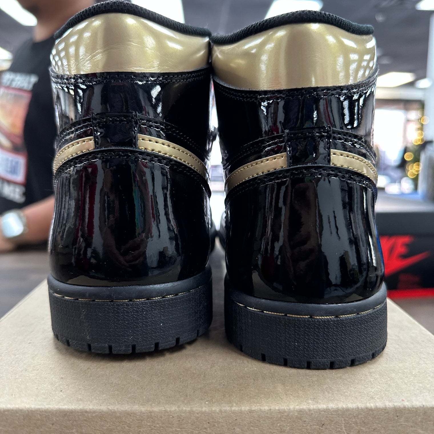 Jordan 1 High Retro Black Metallic Gold (2020) (USED, No Box)