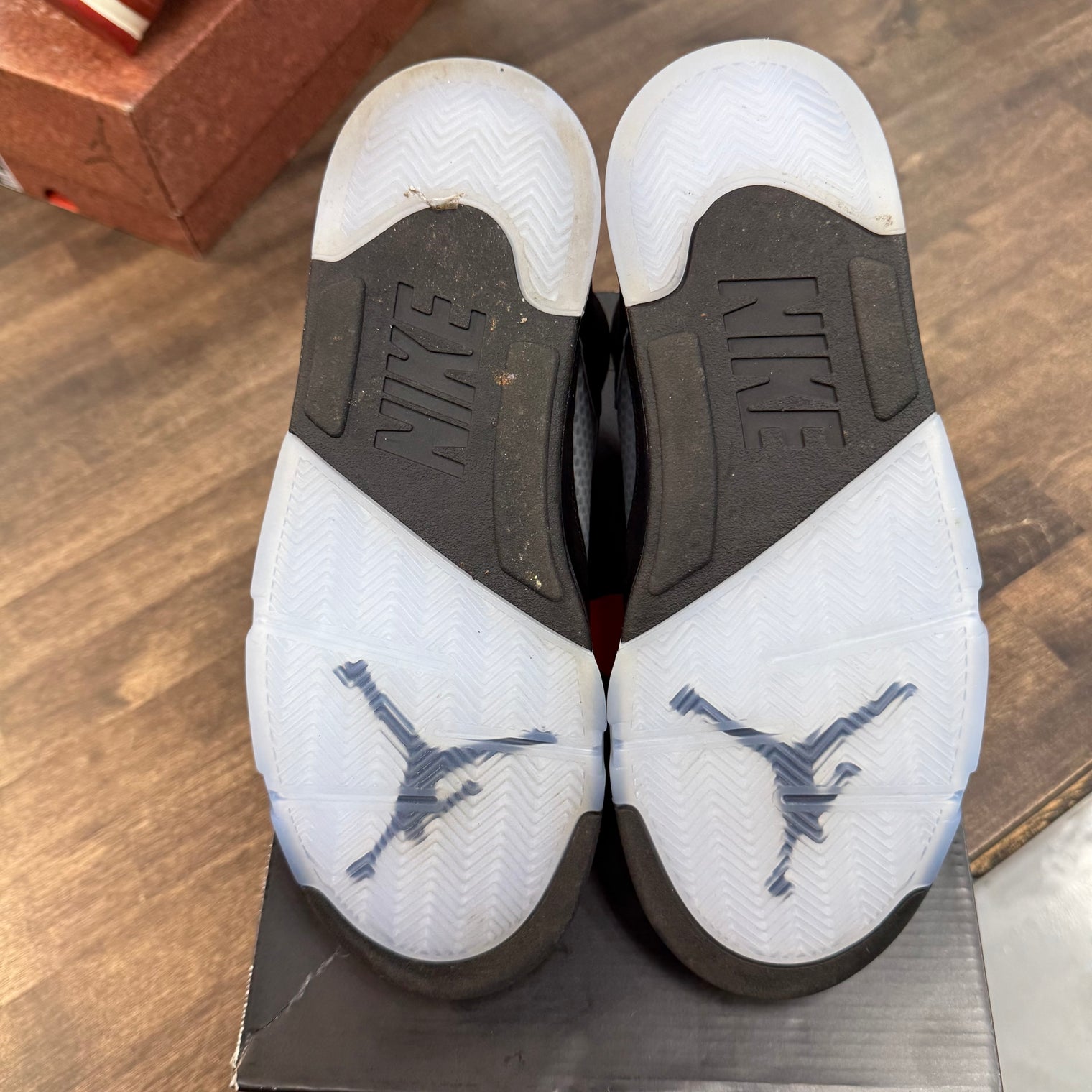 Black Metallic Jordan 5 (2025) (USED)