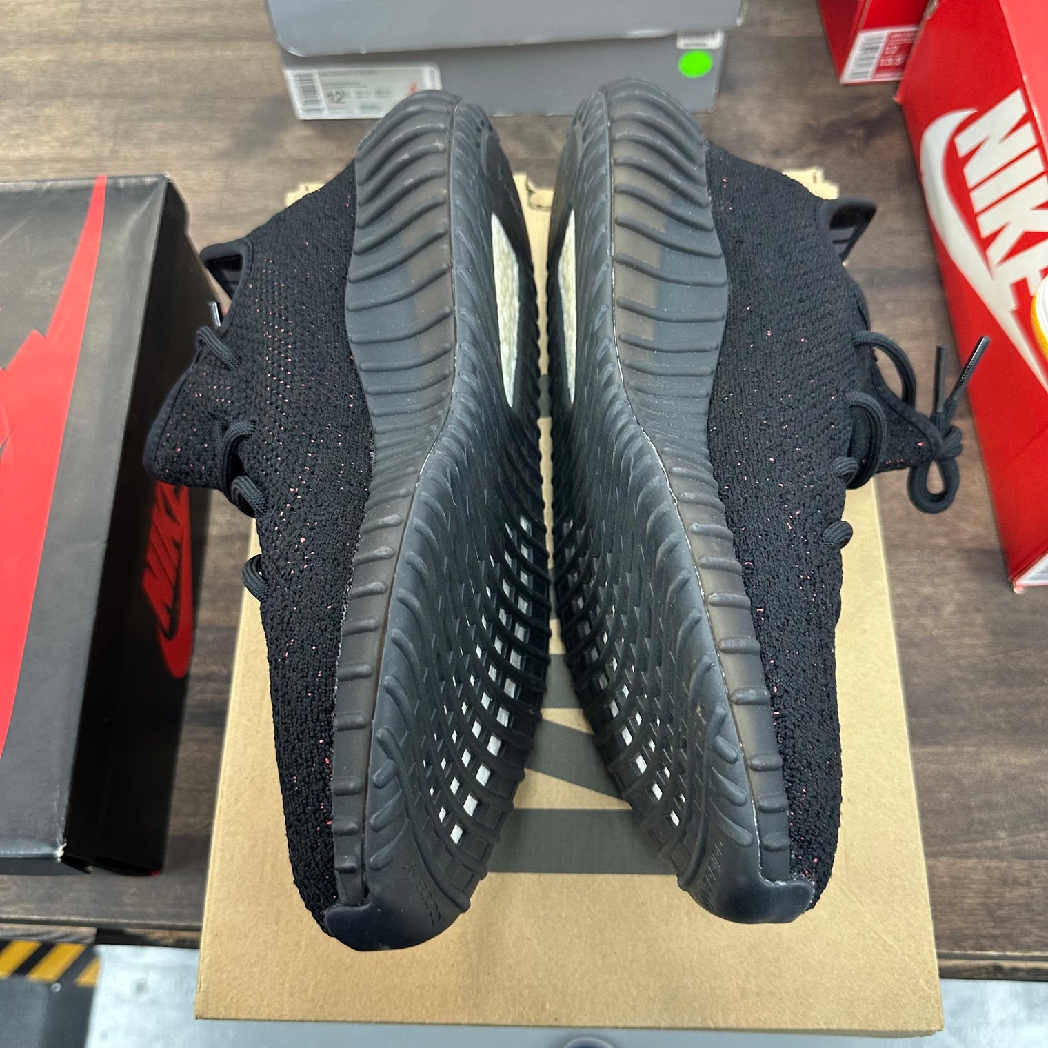 Core Red Yeezy 350 (USED)