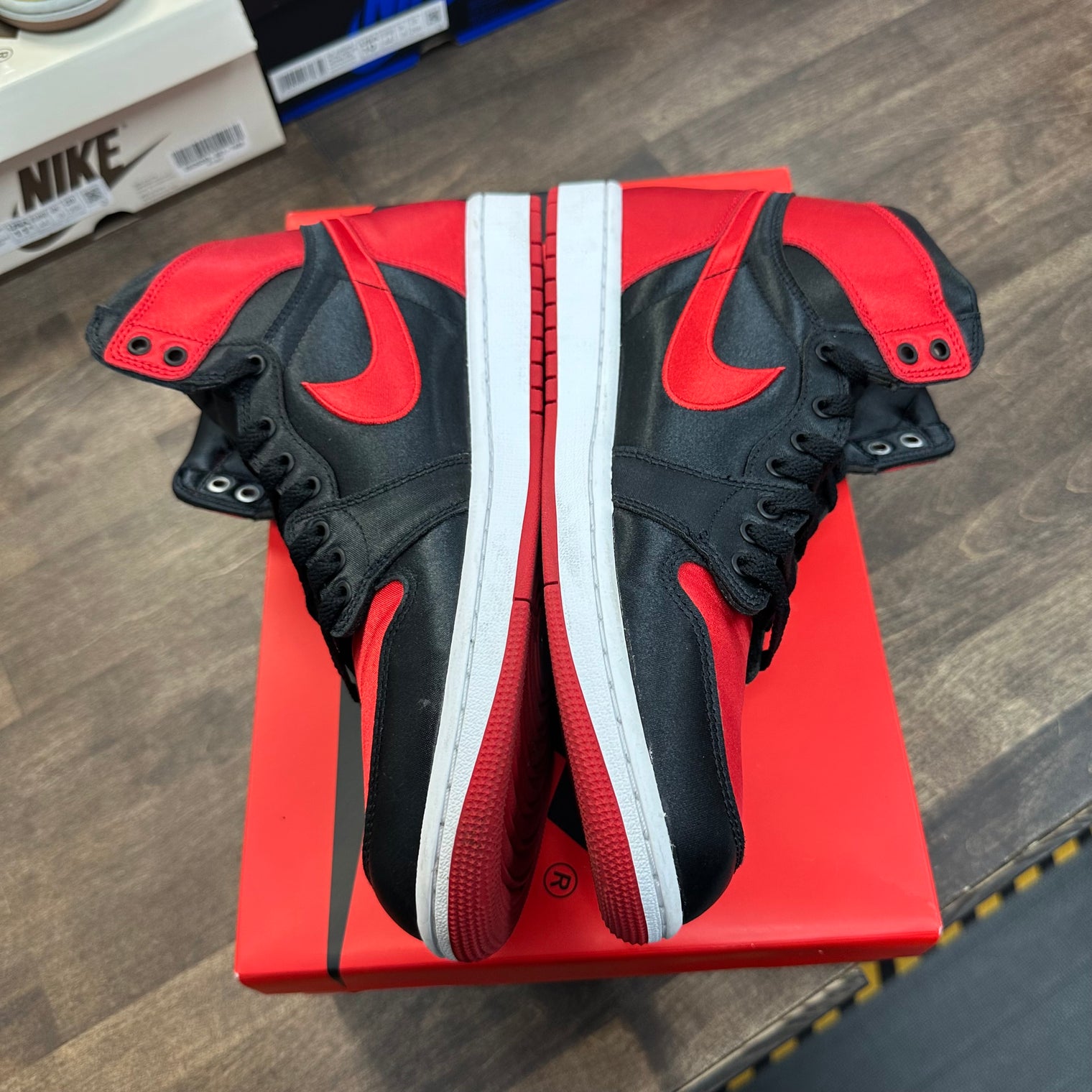 Satin Bred Jordan 1 High (W) (USED)