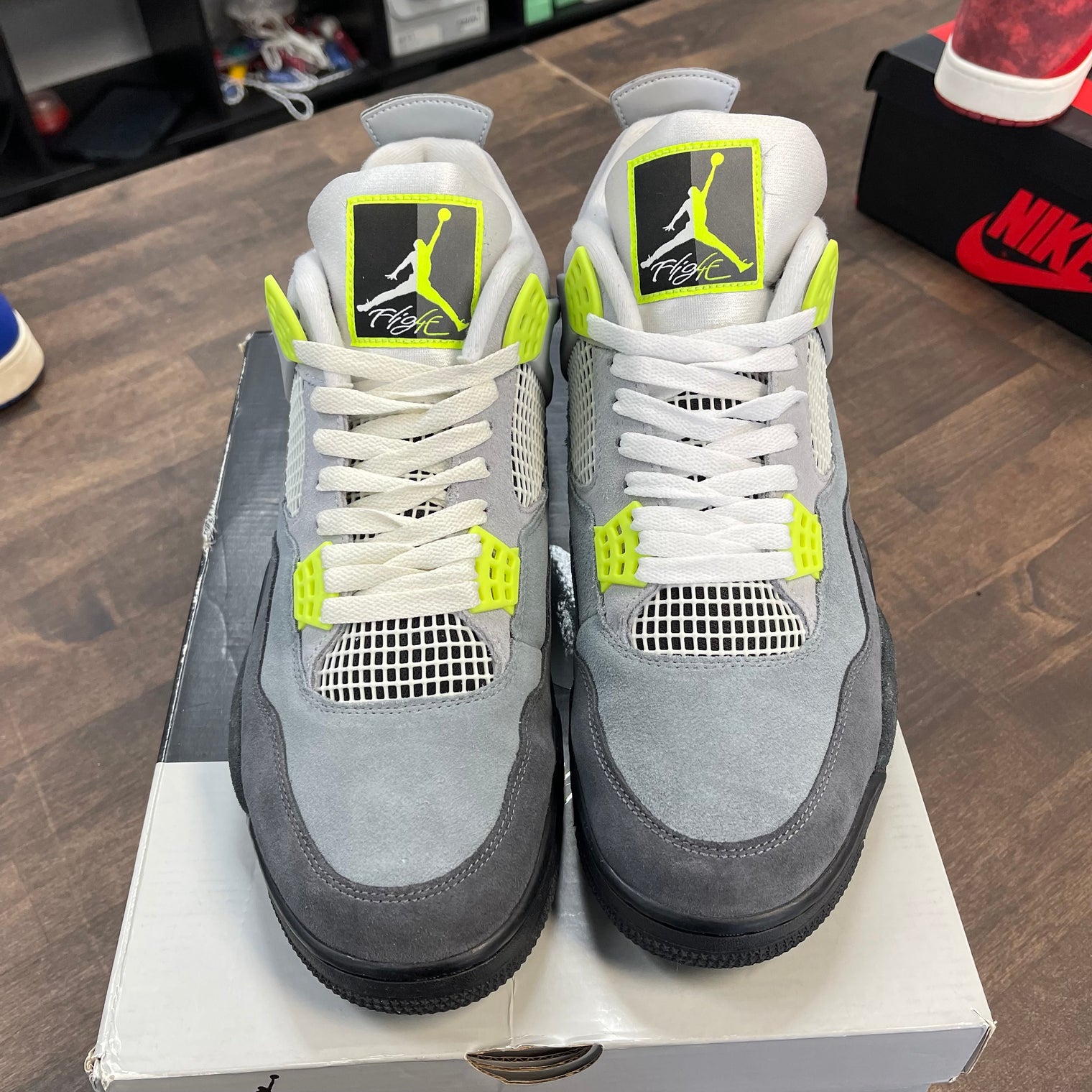 Neon 95 Jordan 4 SE (USED)