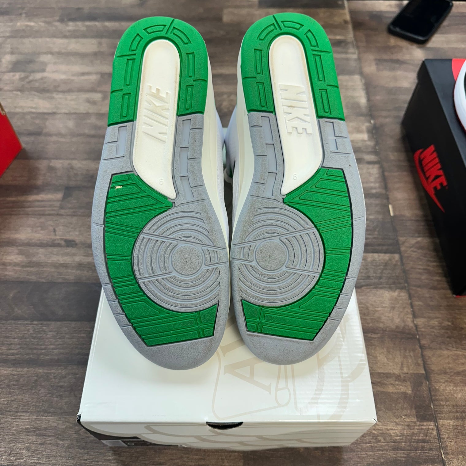 Lucky Green Jordan 2 (USED)
