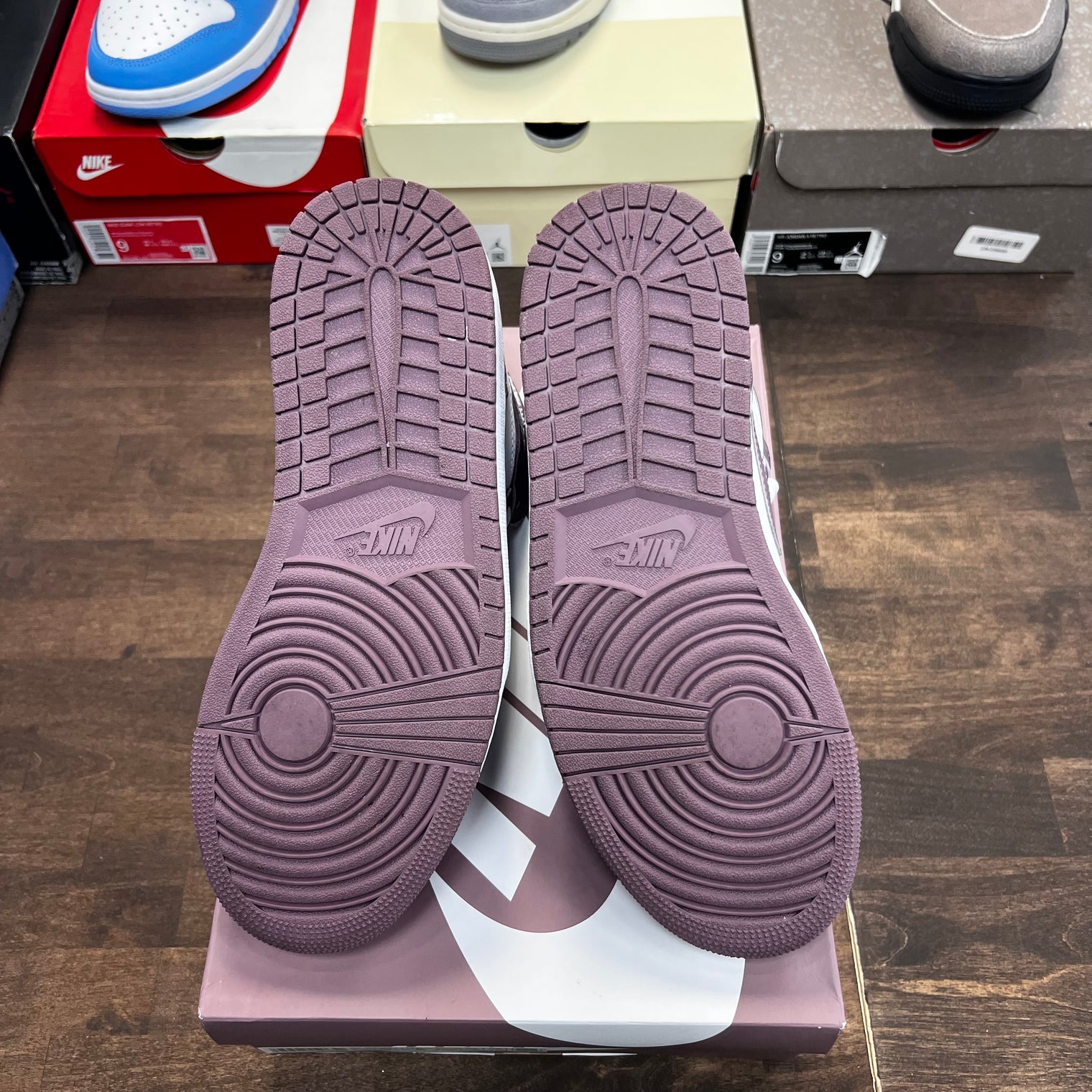 Mauve Jordan 1 High (USED)
