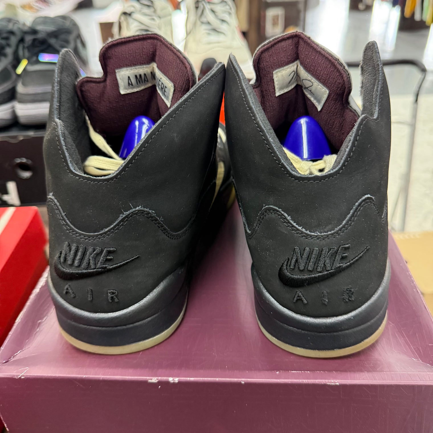 A Ma Maniere Jordan 5 Dusk (USED)