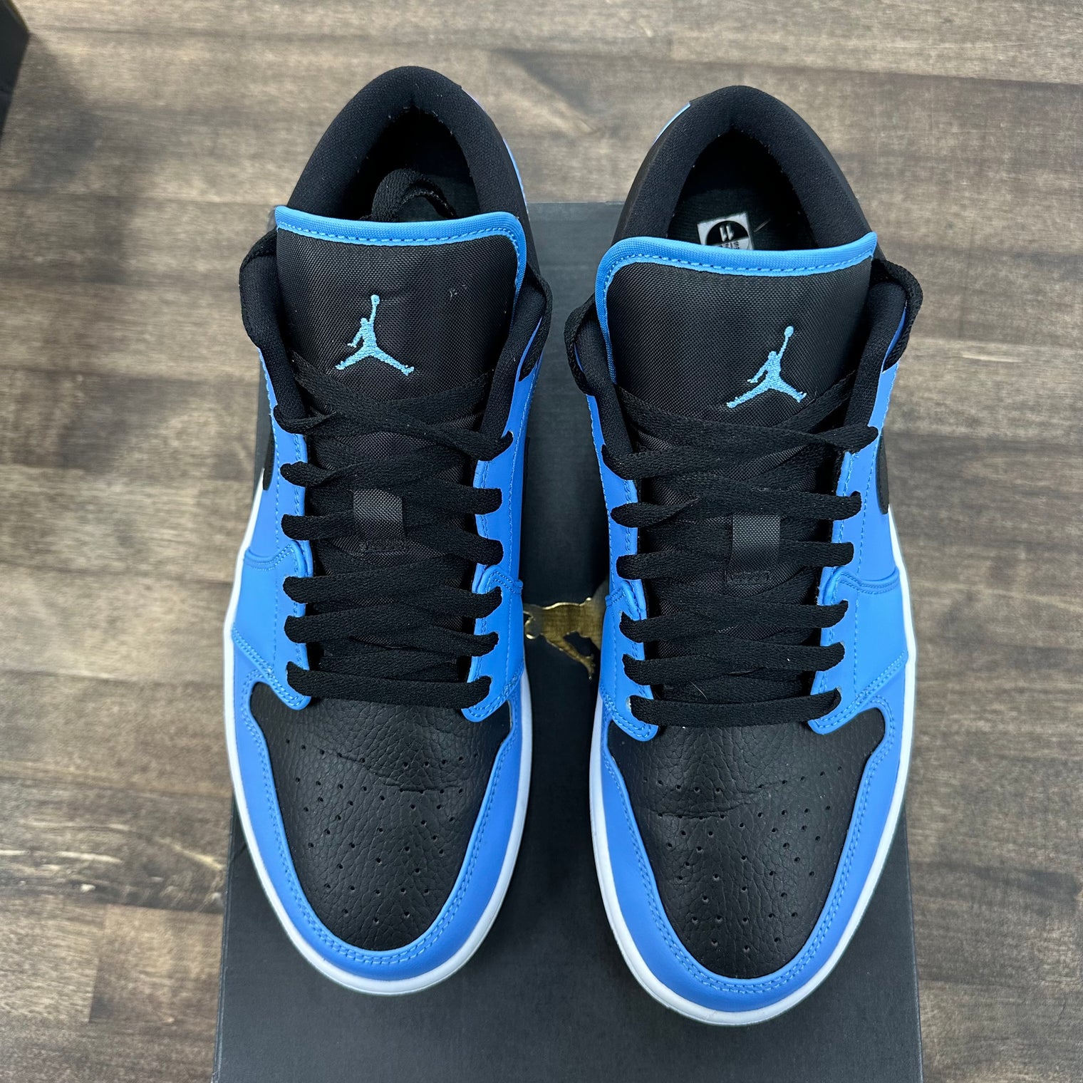 Jordan 1 Low University Blue Black (US 11) (USED)