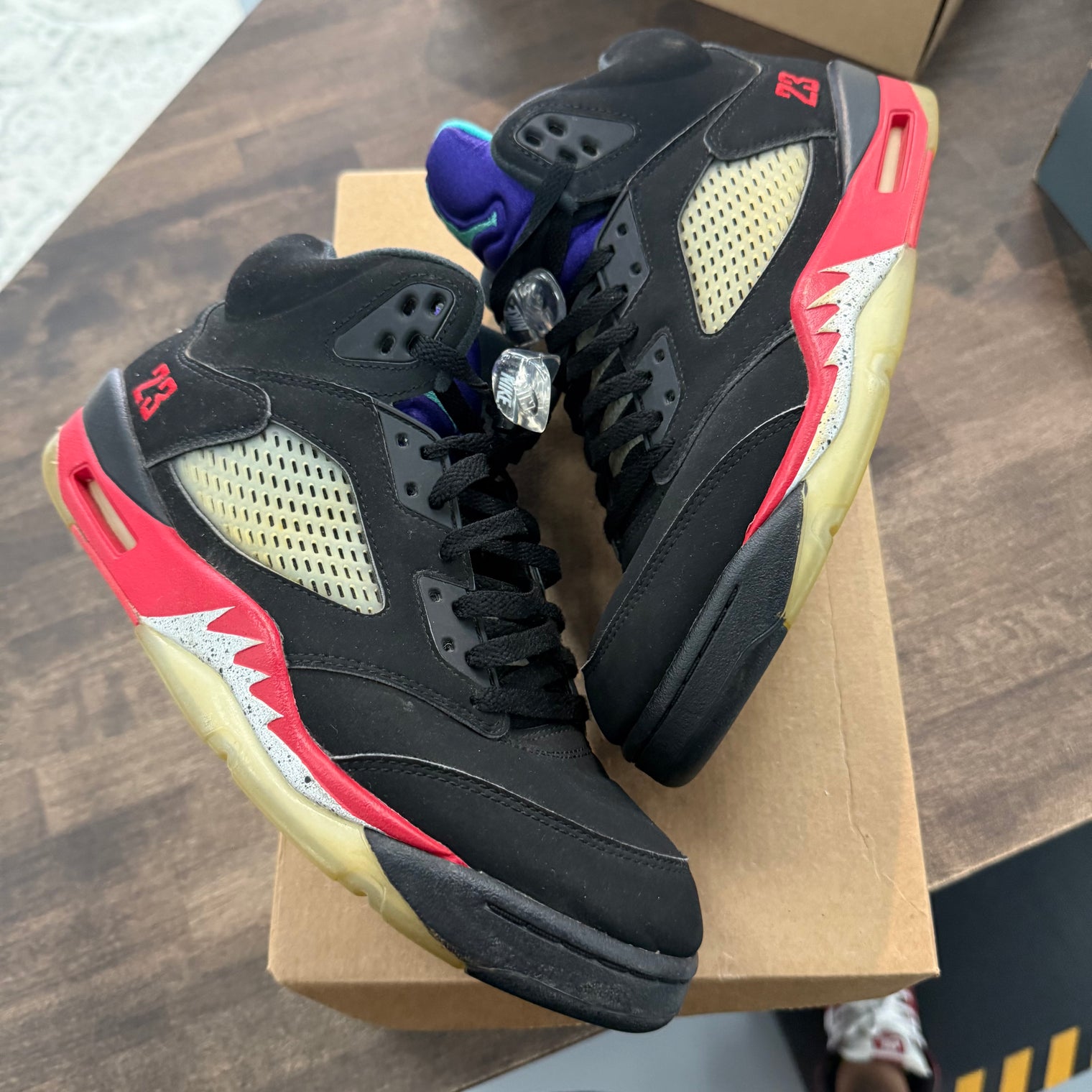Top 3 Jordan 5 Retro (USED, No Box)