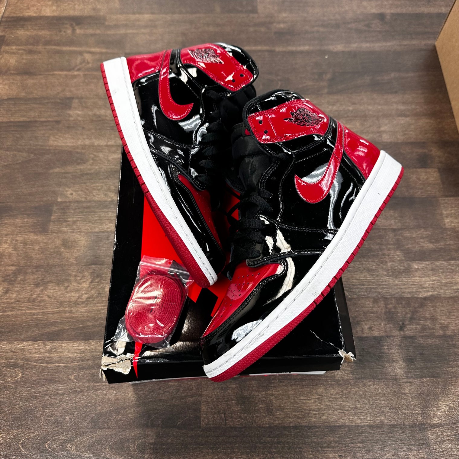 Patent Bred Jordan 1 High (USED)