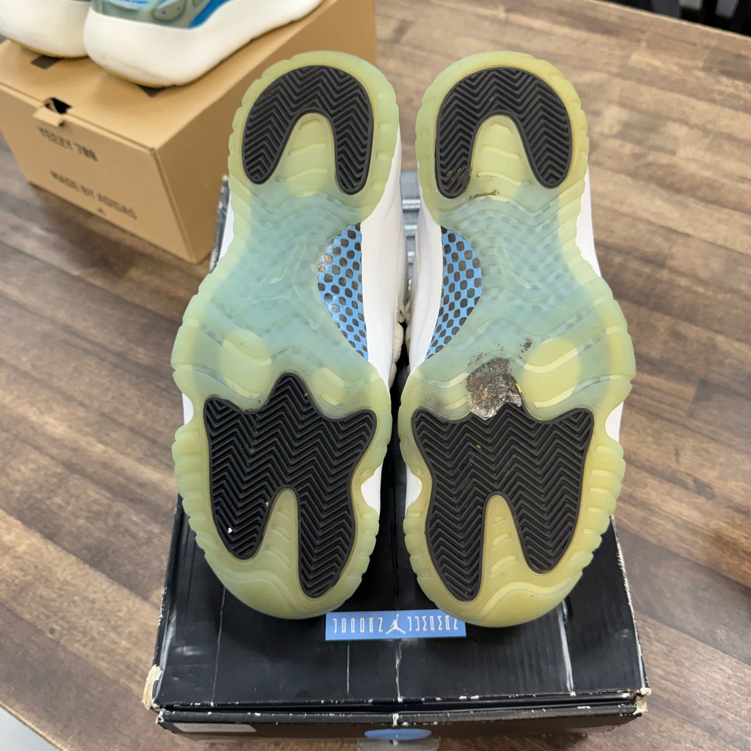 Legend Blue Jordan 11 High (2014) (USED)