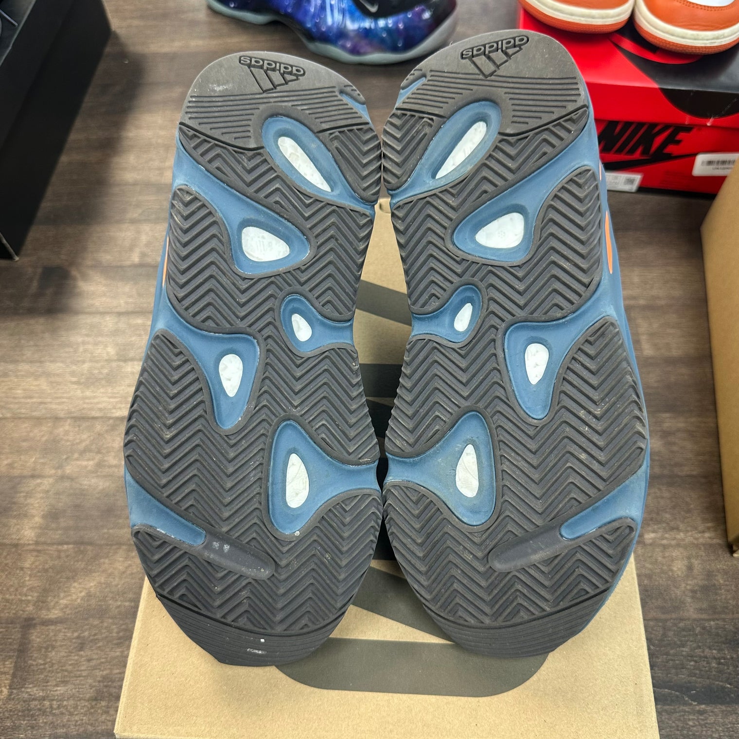 Faded Azure Yeezy 700 (USED)
