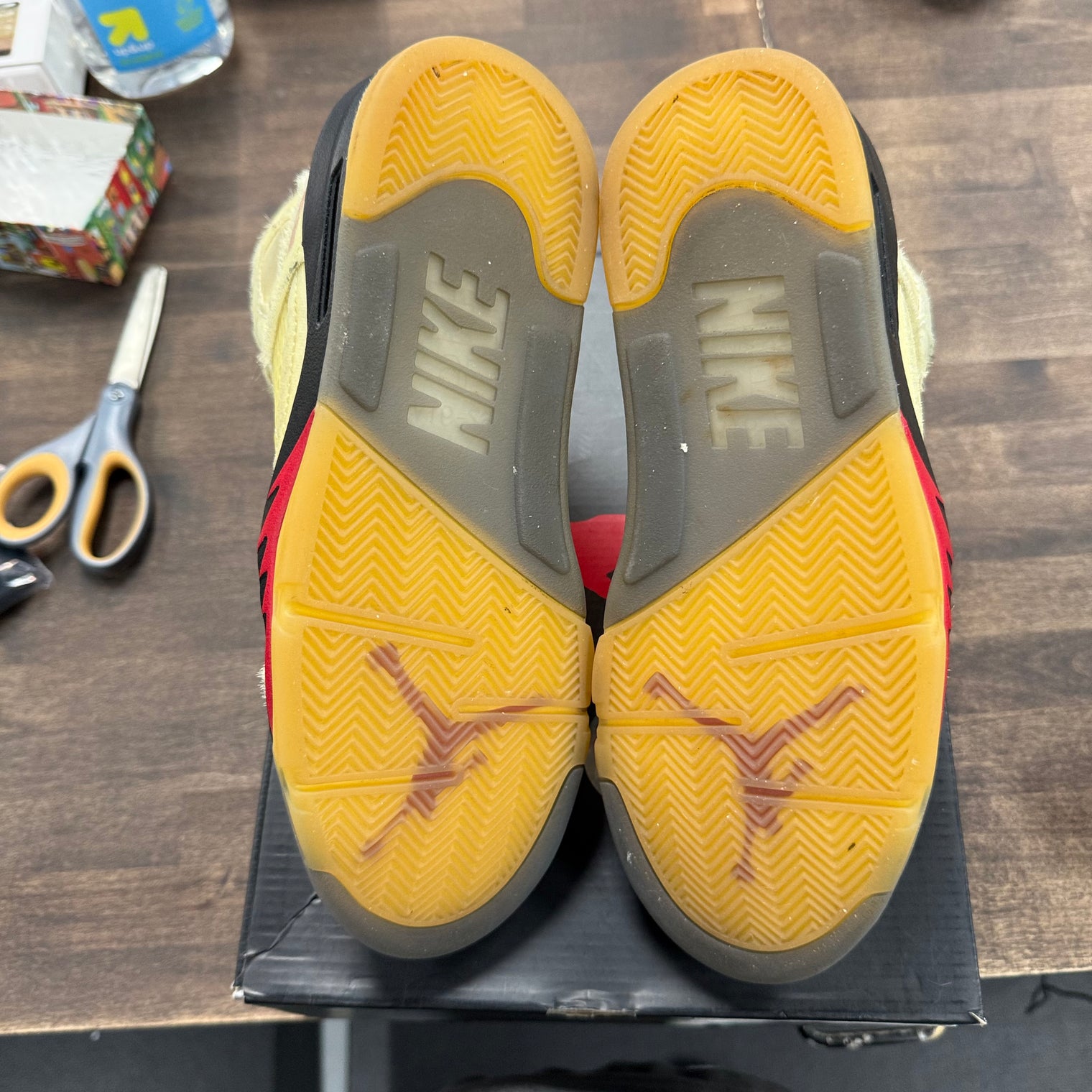 Off-White Sail Jordan 5 (USED)