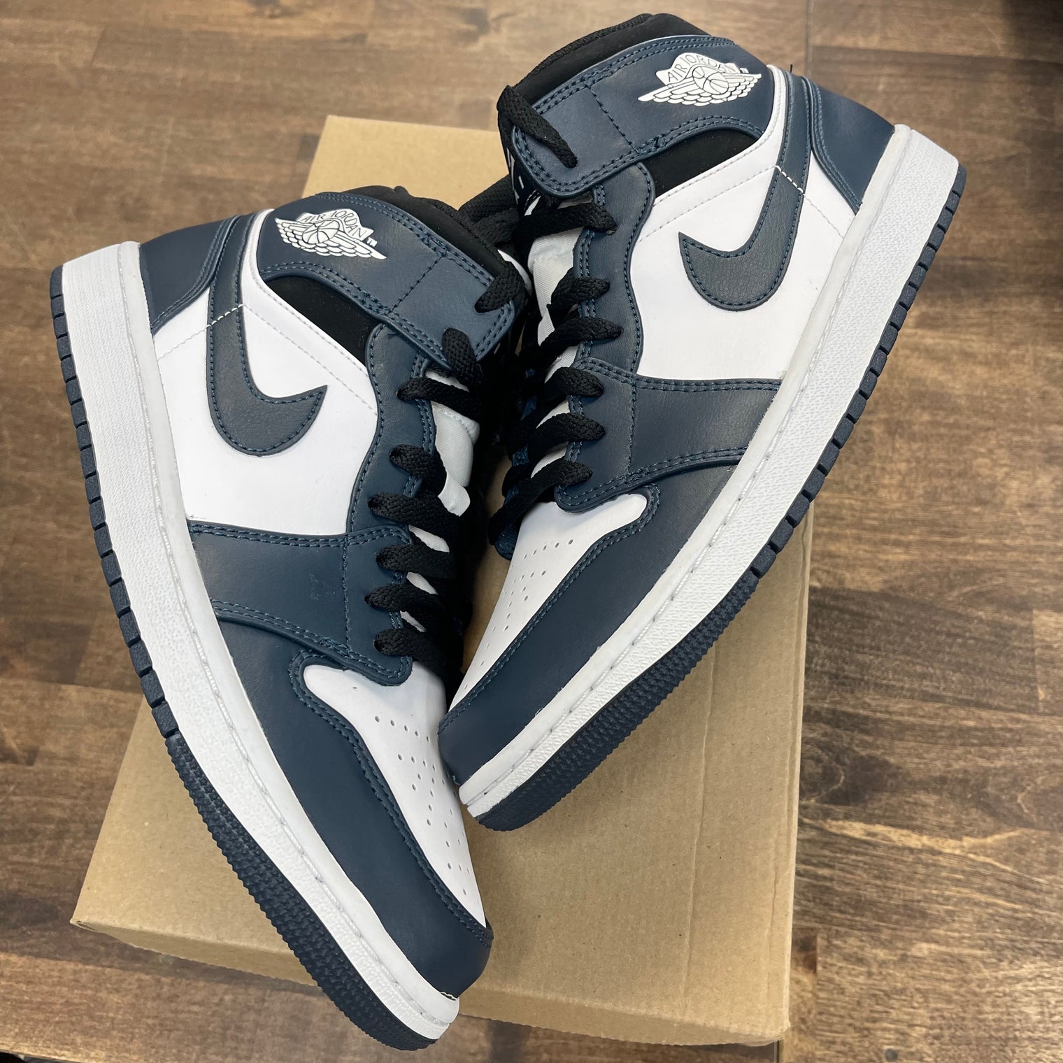 Armory Navy Jordan 1 Mid (Lightly Worn, No box)