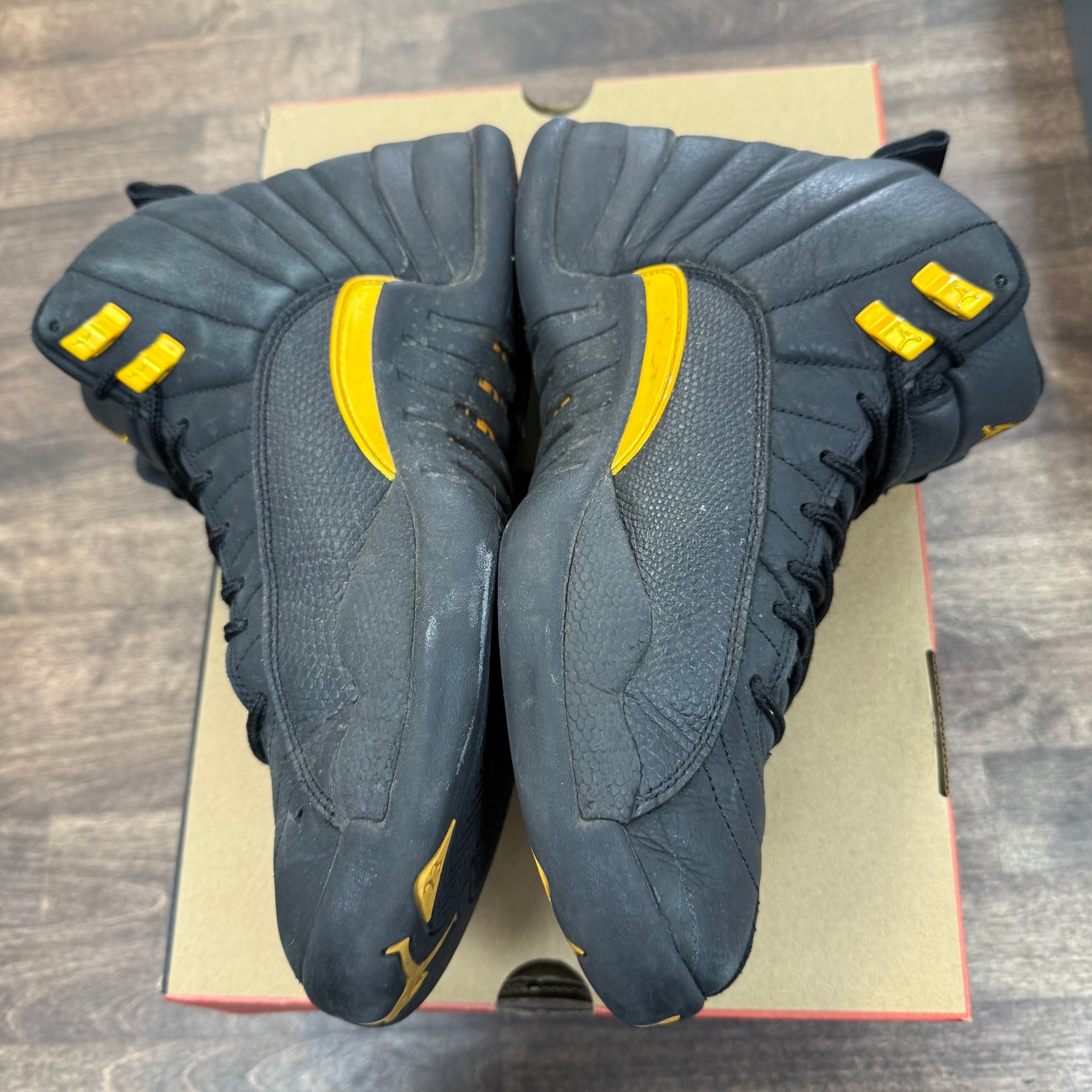 Black Taxi Jordan 12 (USED)