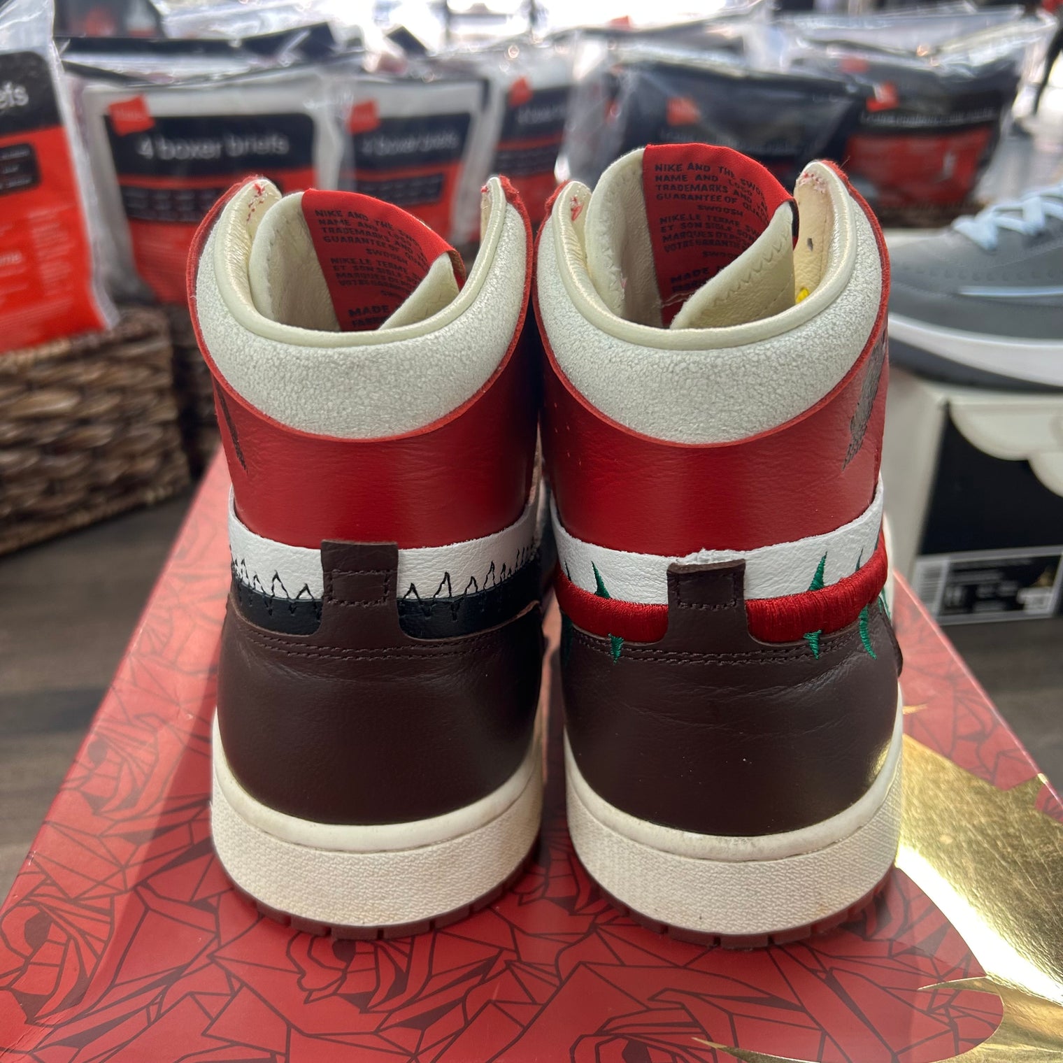 Teyana Taylor A Rose From Harlem Jordan 1 Retro Zoom Air CMFT 2 (Women's) (USED)