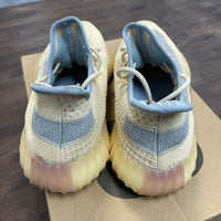 Linen Yeezy 350 (USED)