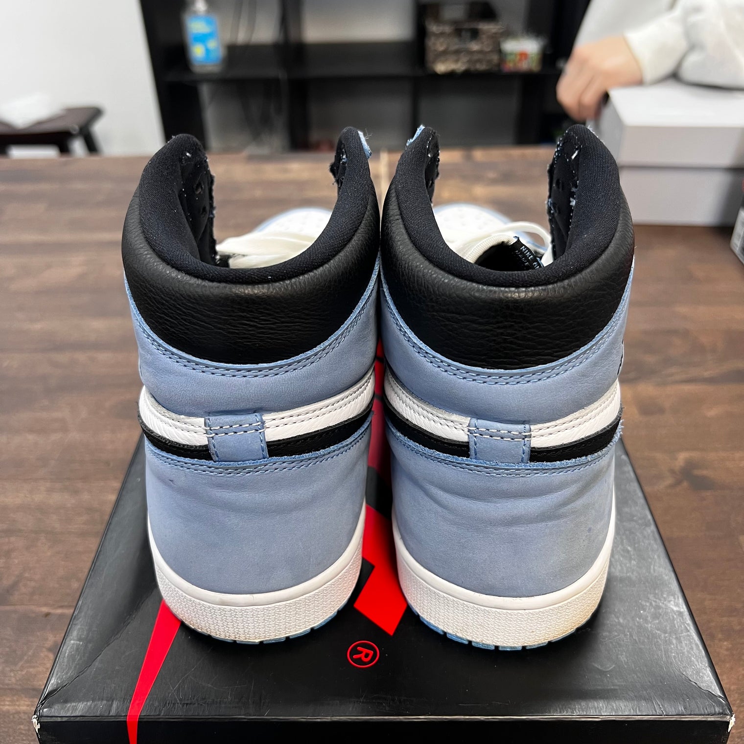 University Blue Jordan 1 High (USED)