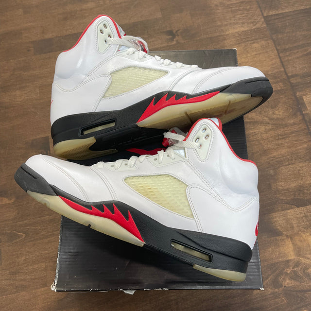 Fire Red Jordan 5 (USED)