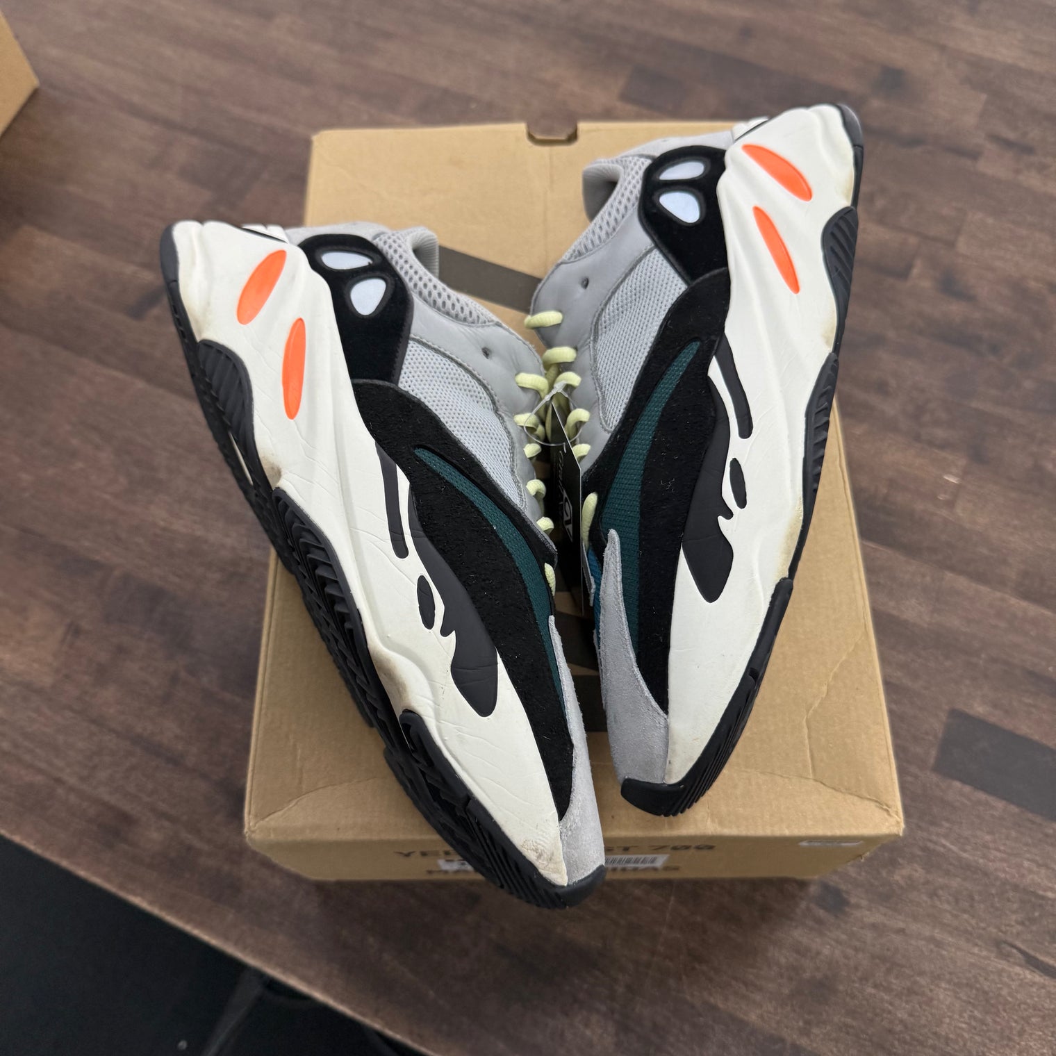 Wave Runner Yeezy 700 V1 (USED)
