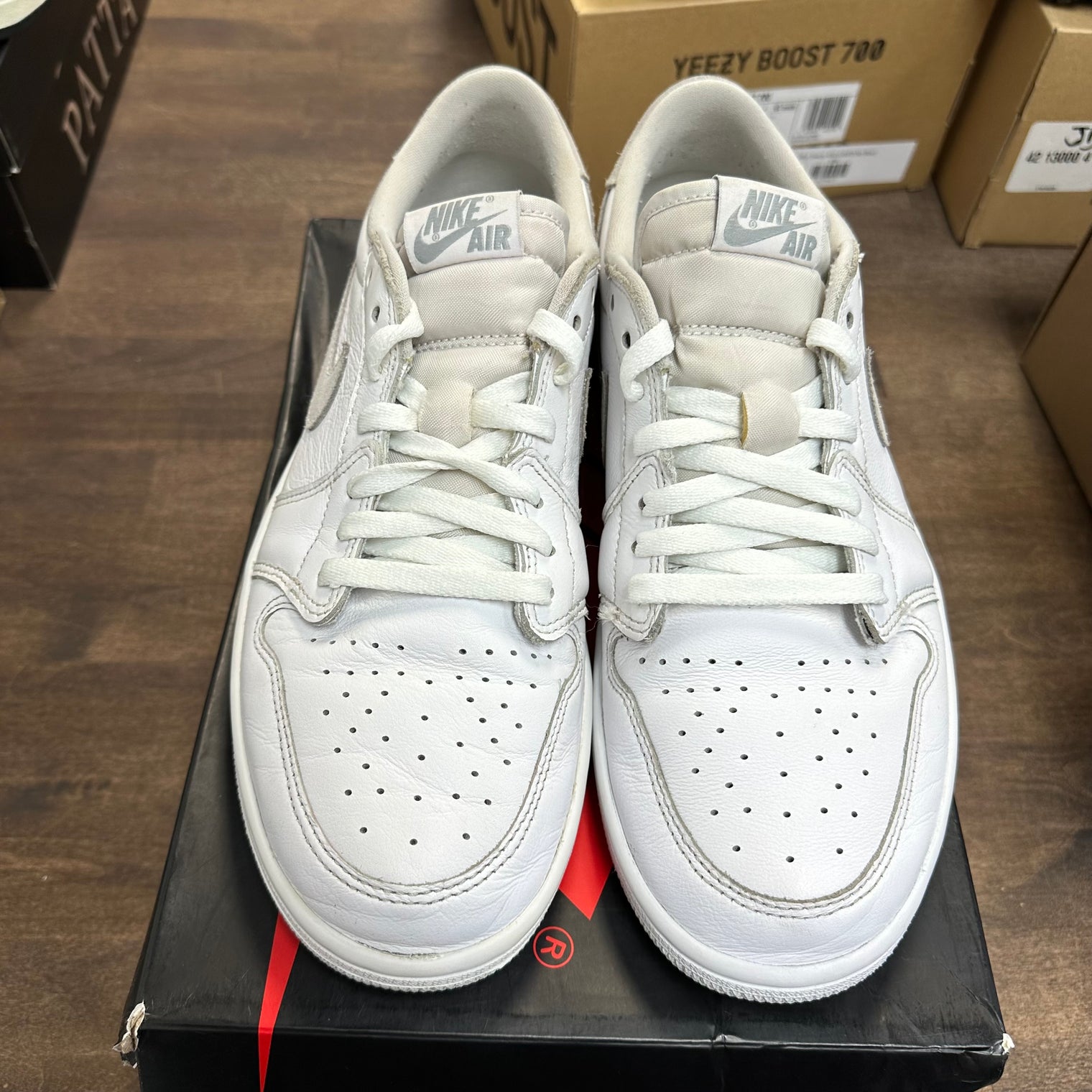 (W) Neutral Grey Jordan 1 Low OG (USED)