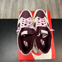 Valentines Nike Dunk Low (USED)