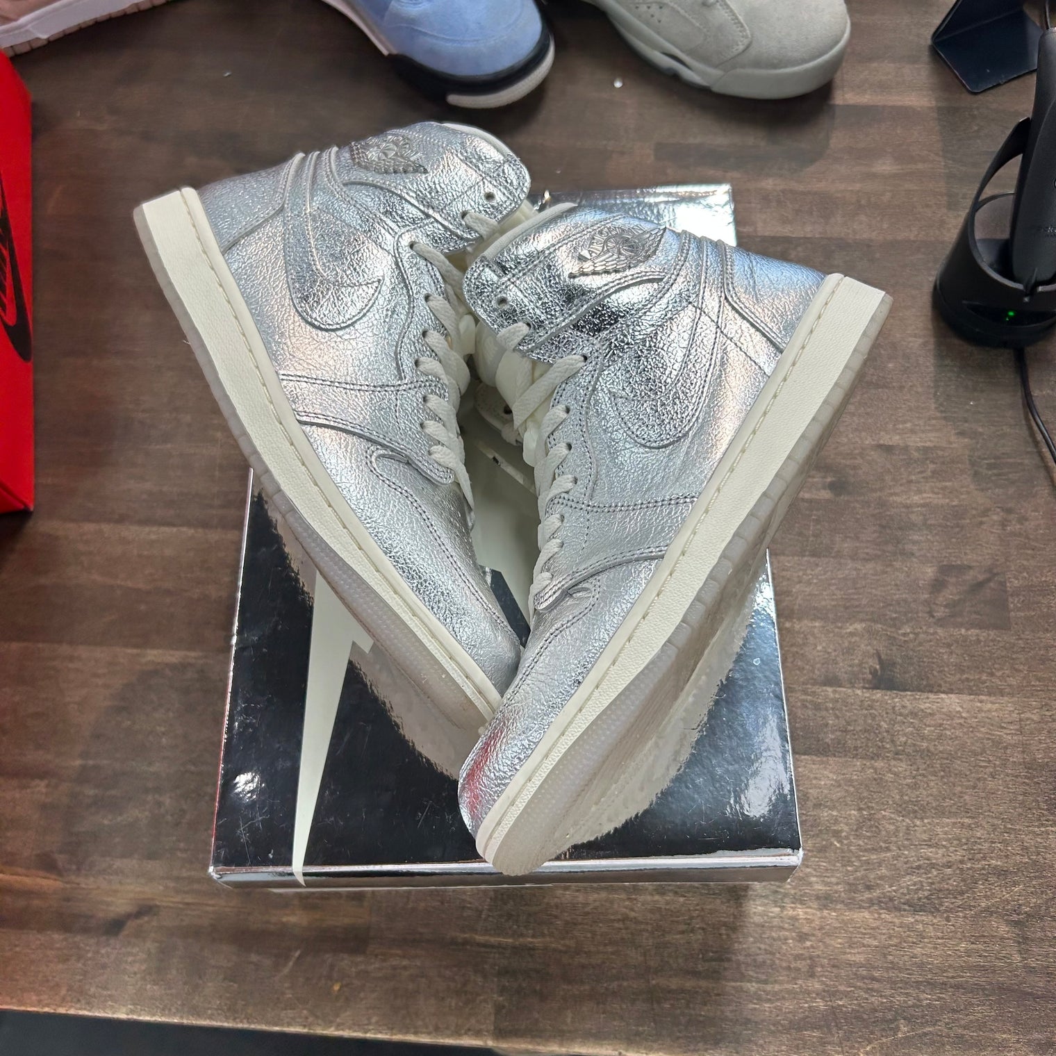 Chrome Jordan 1 Retro High OG (Women's) (USED)