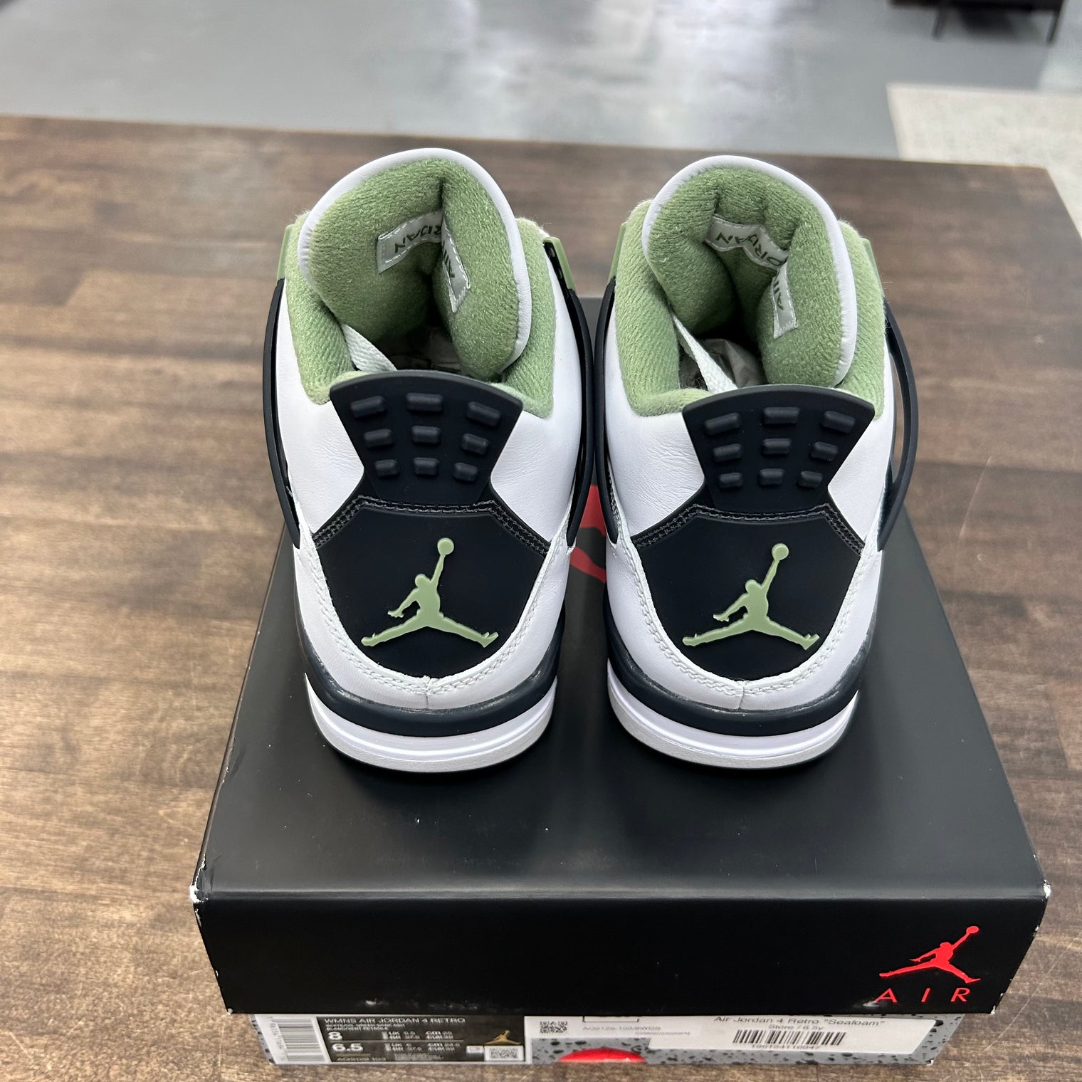 Seafoam Jordan 4 (W) (USED)